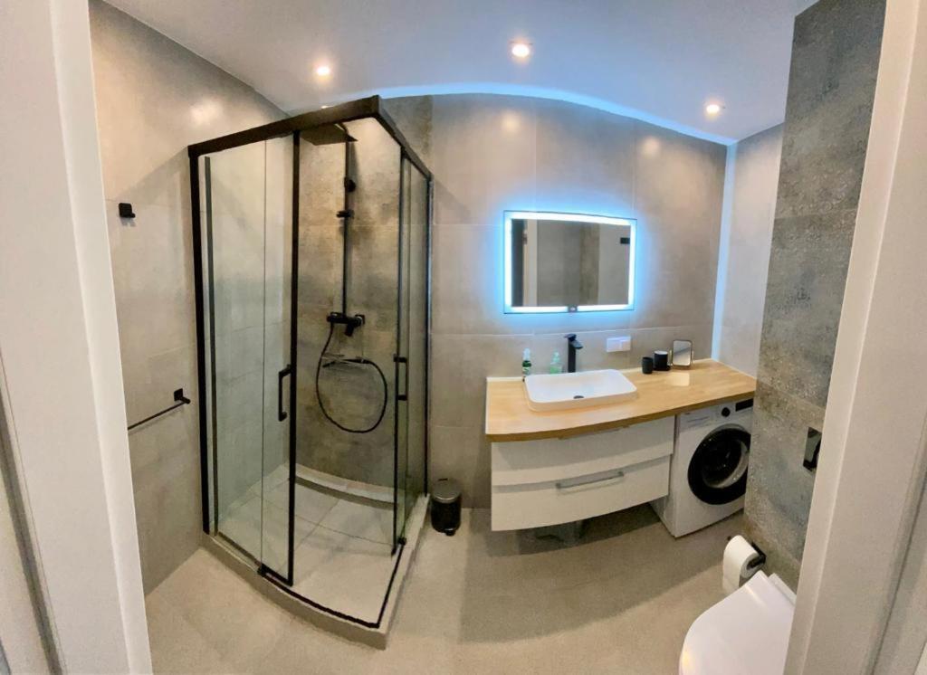 Green Apartament Dziwnów エクステリア 写真