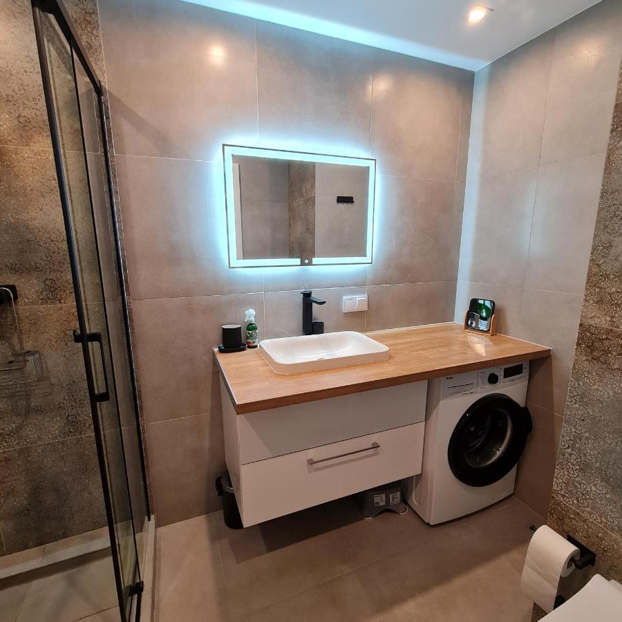 Green Apartament Dziwnów エクステリア 写真